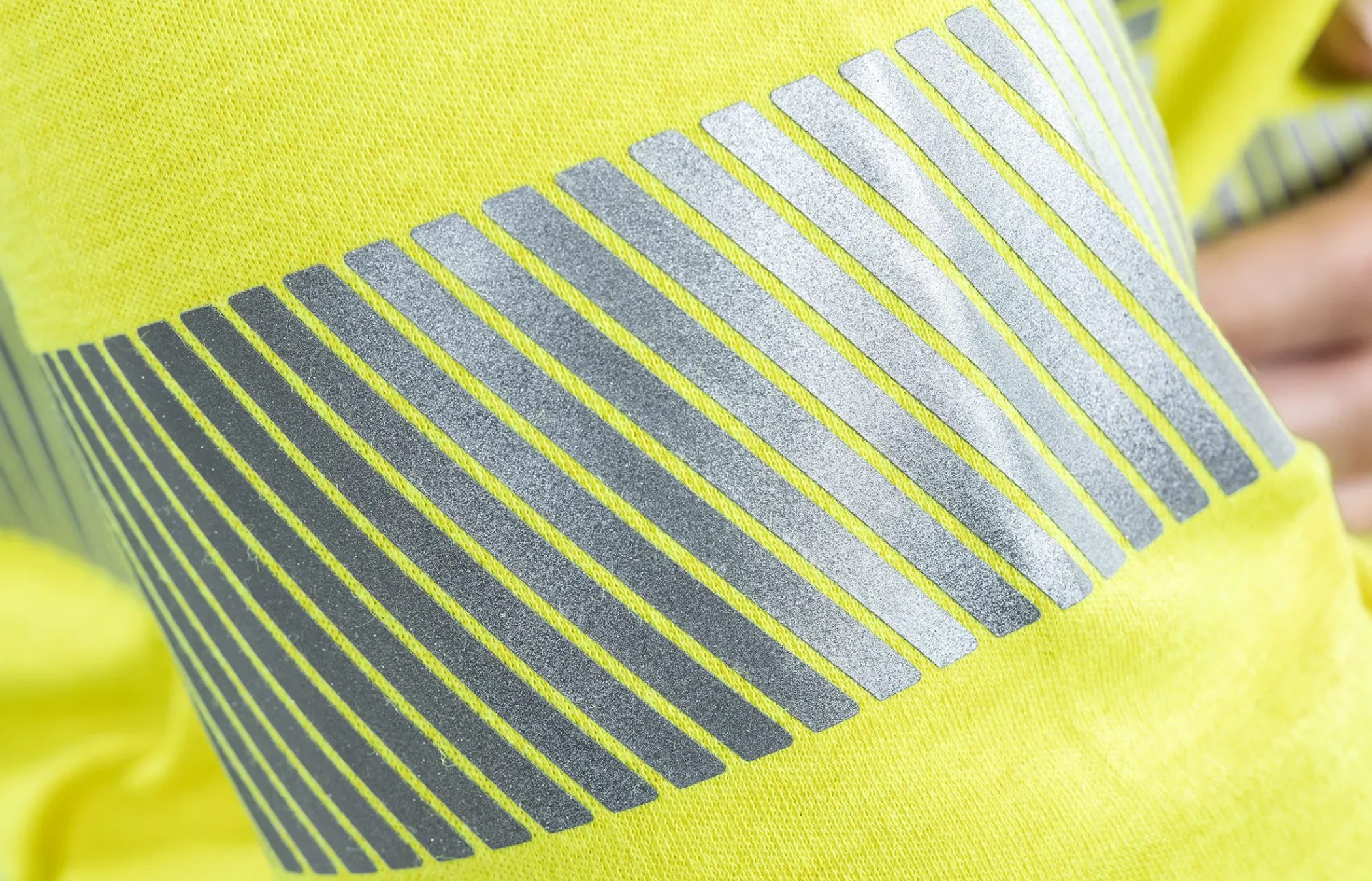 3M™ Scotchlite™ Reflective Comfort Trim Around Biceps and Forearms
