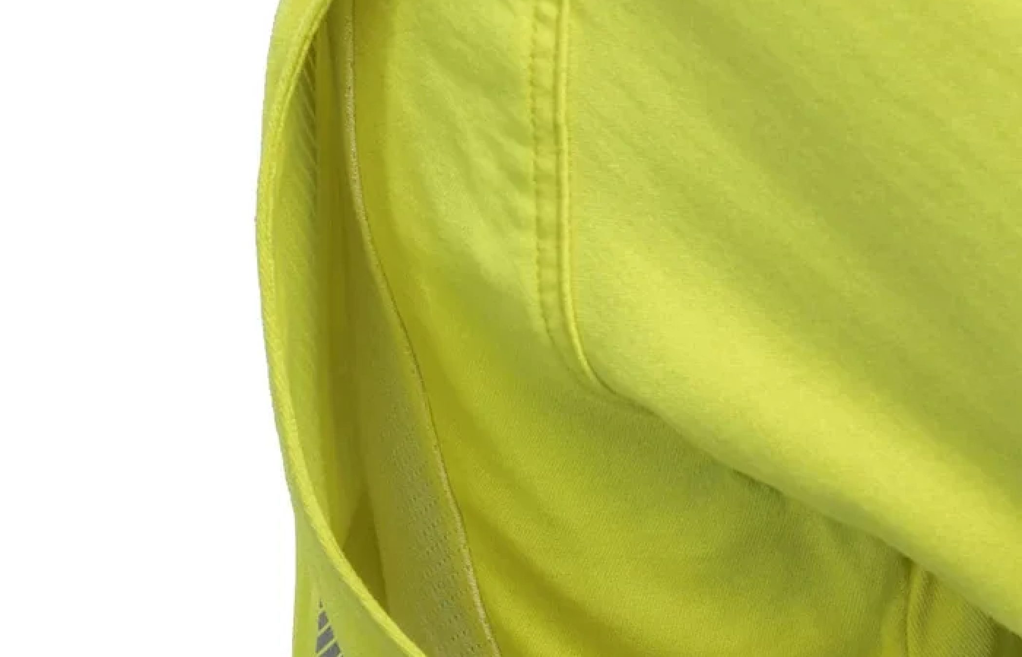 Stretch Vent Mesh Provides Improved Mobility