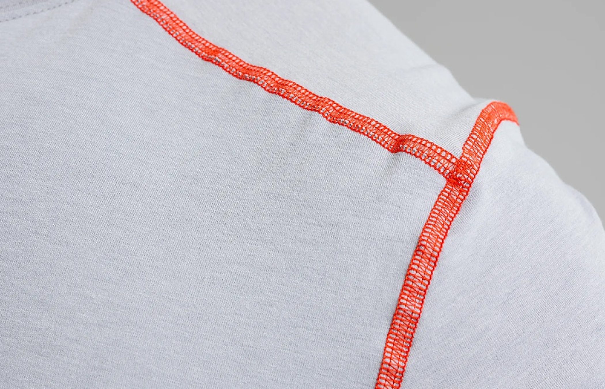 Offset Flat-Locked Seams For No-Rub Comfort