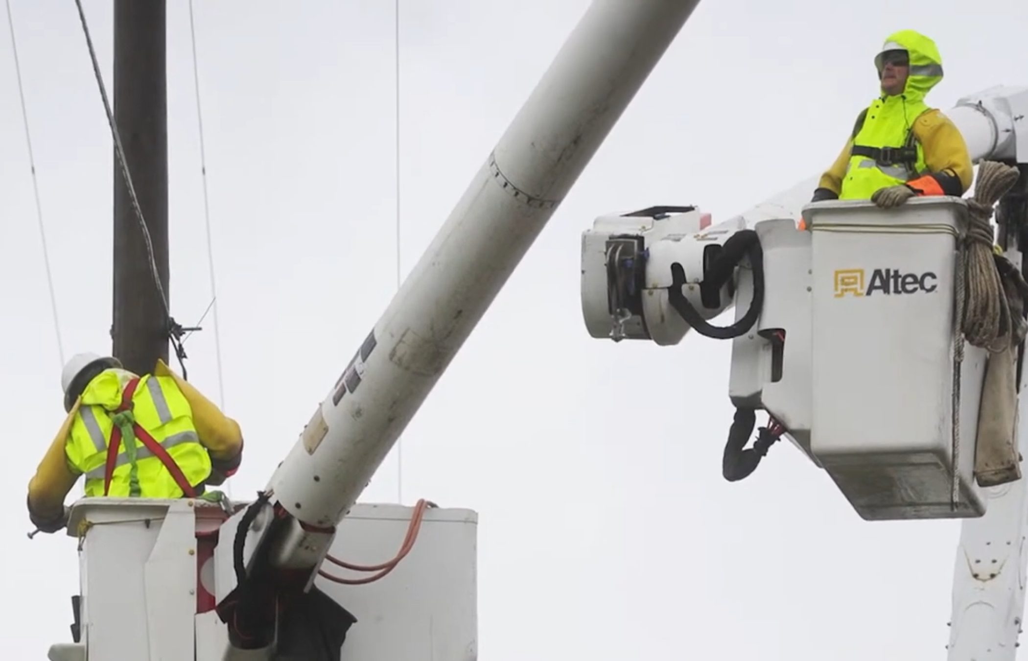 Electric Utility / Electrical Maintenance High-Performance Arc Flash Protection