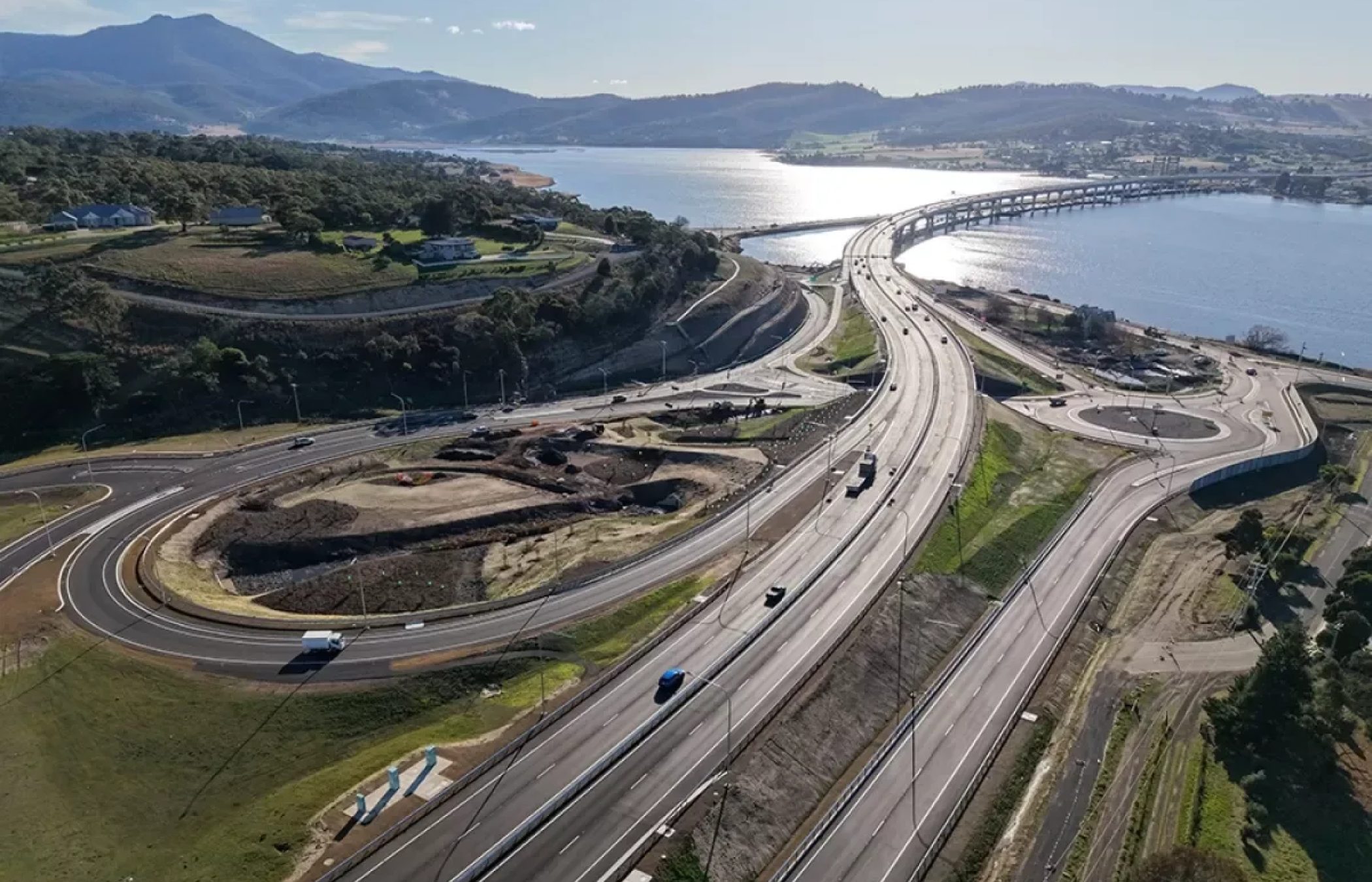 Bridgewater Bridge Completion 1