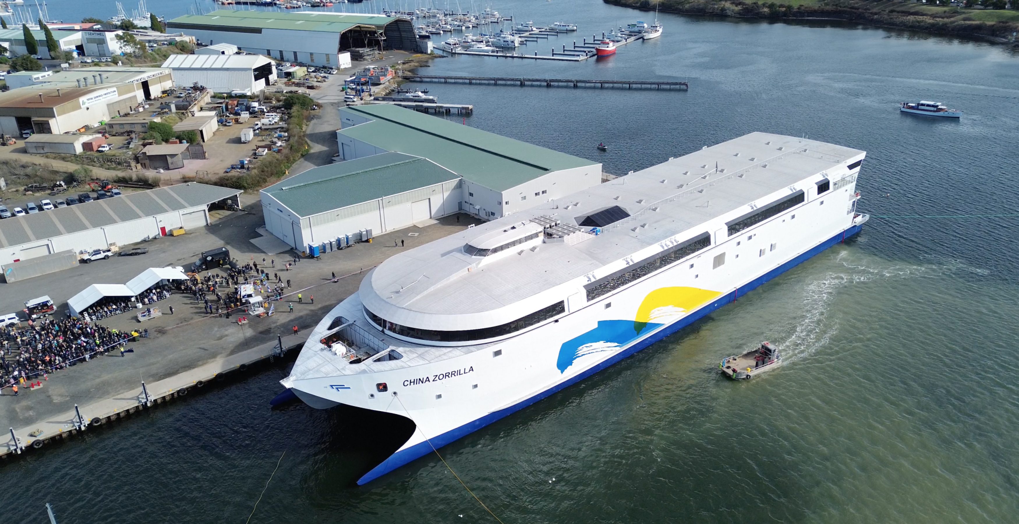 Incat 096 3